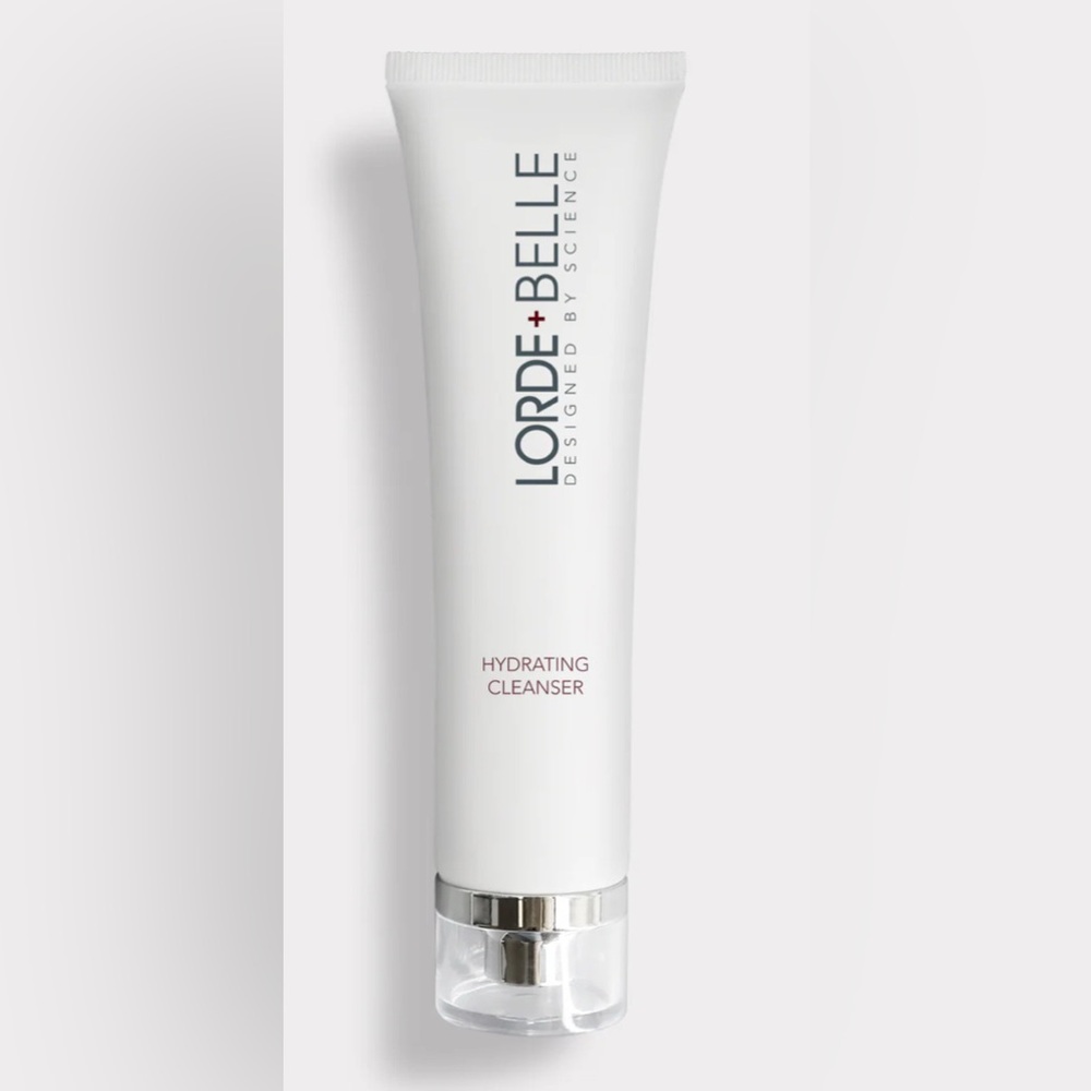 NEW! W/O box Lorde + Belle Hydrating Cleanser - White
